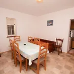 And Porto Ražanj