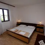 Apartament And Porto *