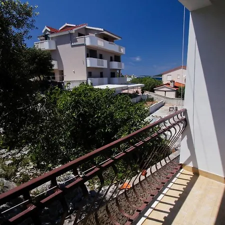 Apartment And Porto *