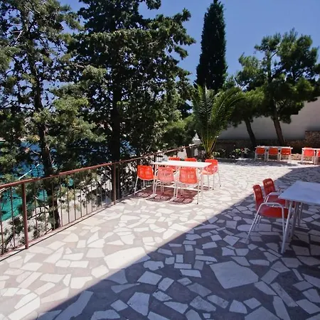 And Porto Apartment Razanj